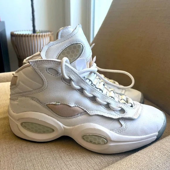 まろ Alexander McQueen Oversized Sneakers 727394.WHXMT-1643 GRAY